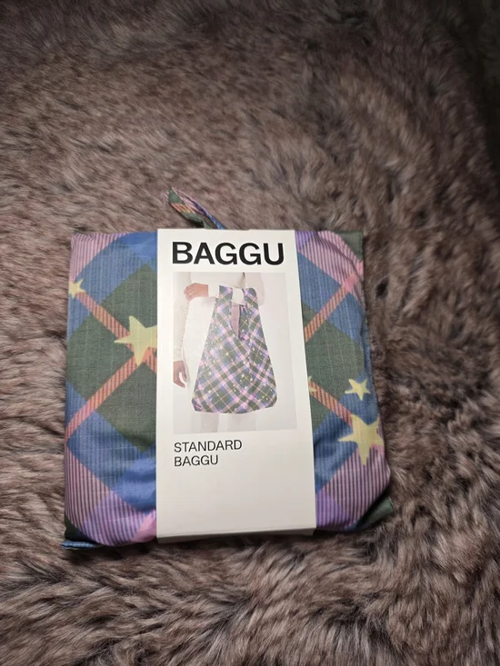 BAGGU reusable tote in plaid with star accents - green, blue, pink, yellow - Picture 1 of 3